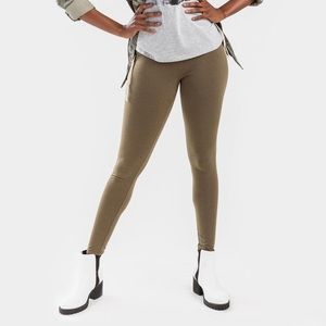 3/$20 ❤️ NWT! Francesca’s Lounge Leggings - Olive